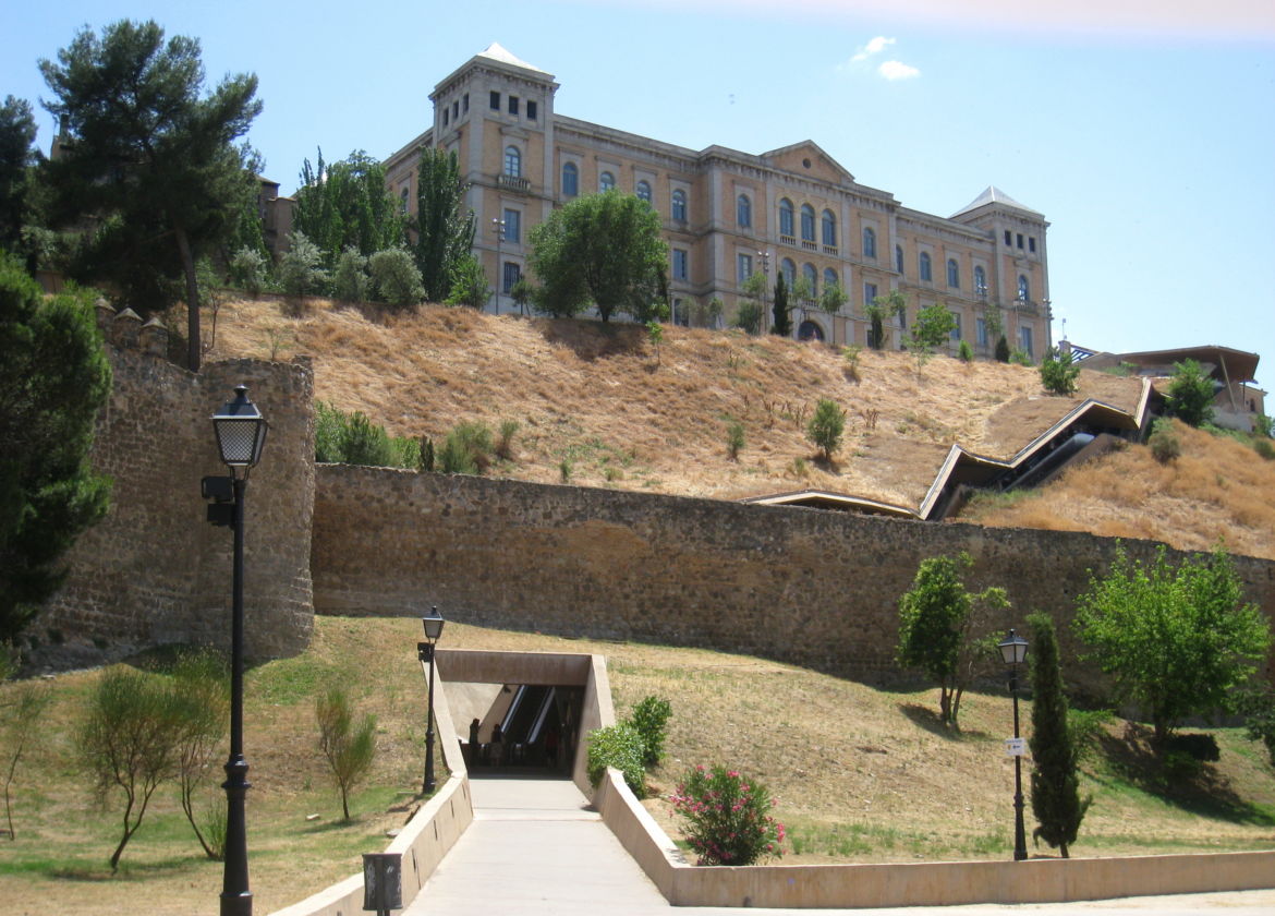 Escalators in Toledo: timetables and location